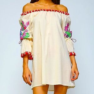 Floral Embroidered Off the Shoulder Tunic Medium 100% Cotton